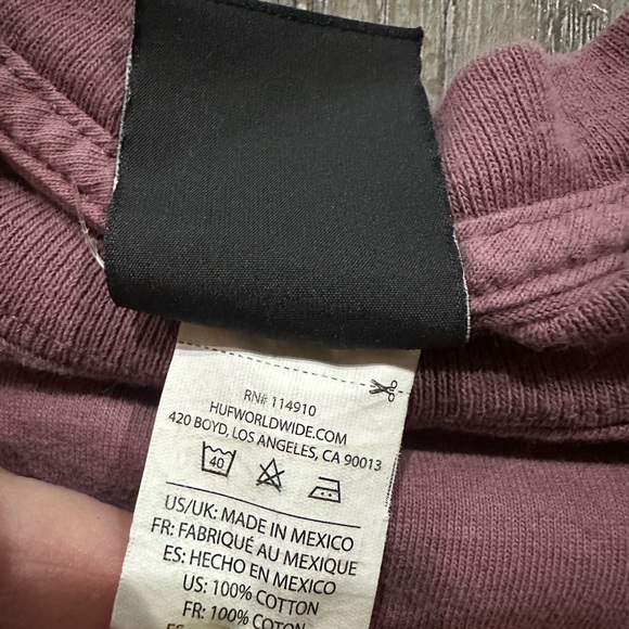 HUF T-Shirt - Picture 6 of 9